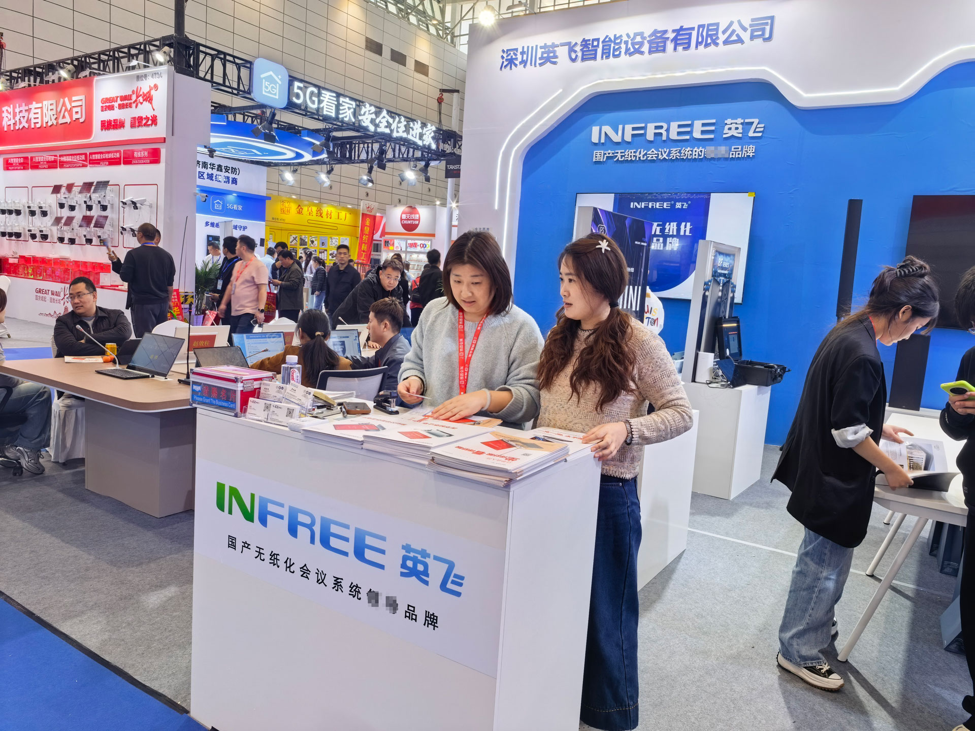 【2026济南安博会】DAV专访INFREE英飞：告别&ldquo;触控之痛&rdquo;，键鼠升降一体机重构会议舒适度新标准